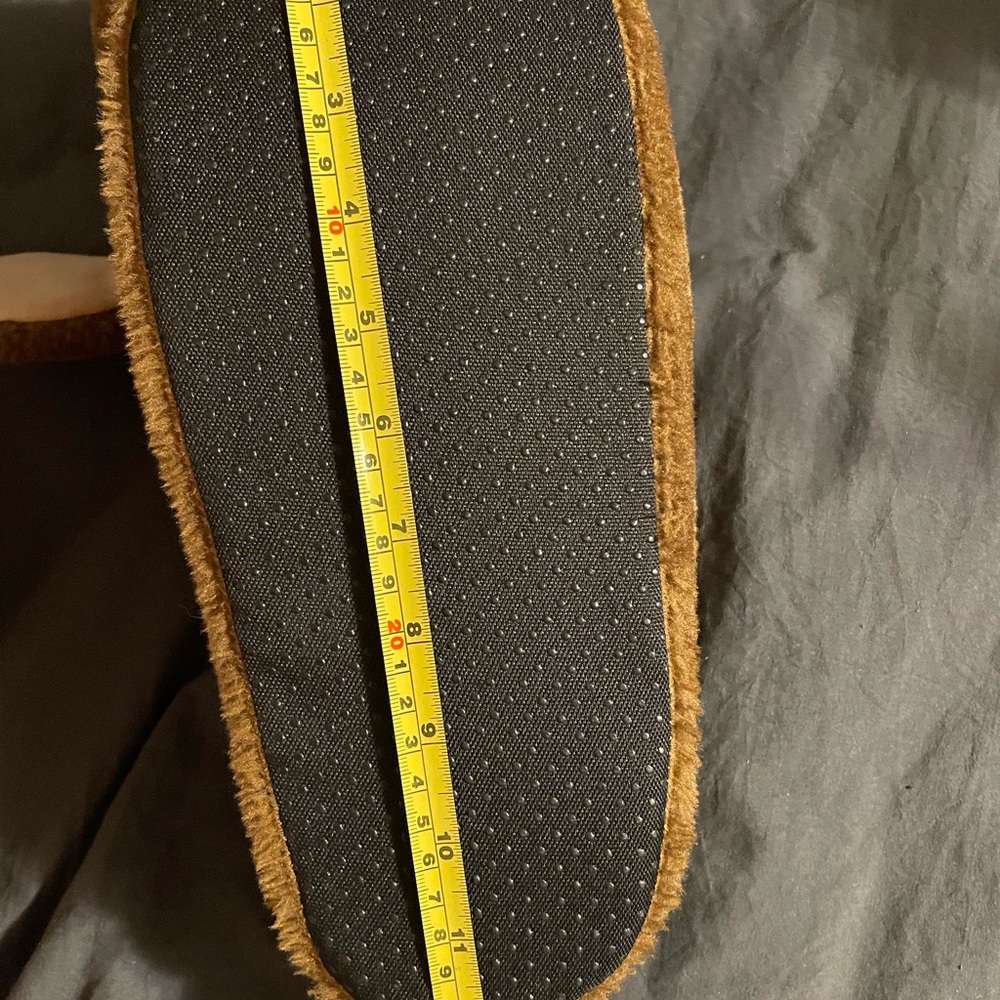 Slippers - Picture 4 of 4